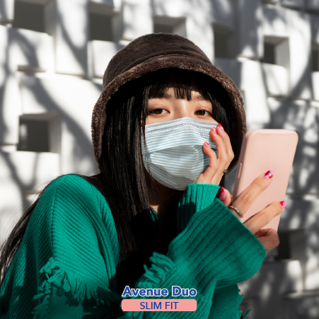 MEDICOS 4-ply HydroCharge™ Surgical Face Mask - Slim Fit