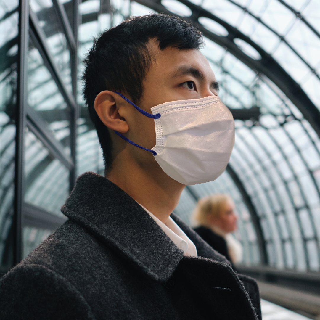 MEDICOS 4-ply HydroCharge™ Surgical Face Mask - Regular Fit